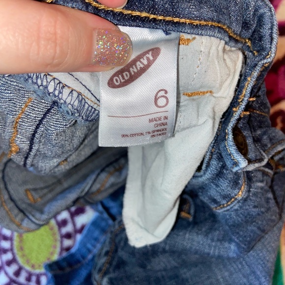 Old Navy Size 6 Long Bermuda Shorts - Picture 2 of 4